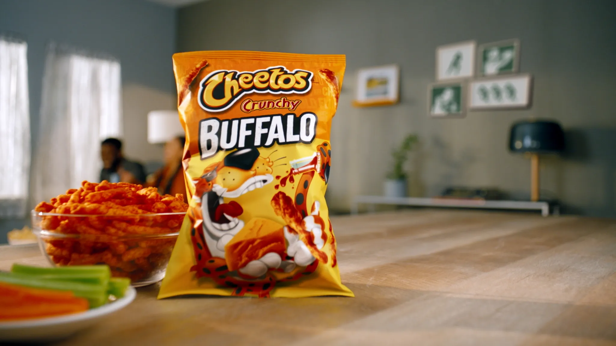 Cheetos Crispy and Buffalo comparison introduction.